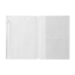 TRAVELER'S Notebook Passport Size Refill 004 - Zipper pocket - Image 2
