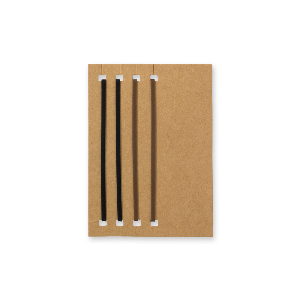TRAVELER’S Notebook Passport Size Refill 011 - Connecting Rubber Band - Image 2