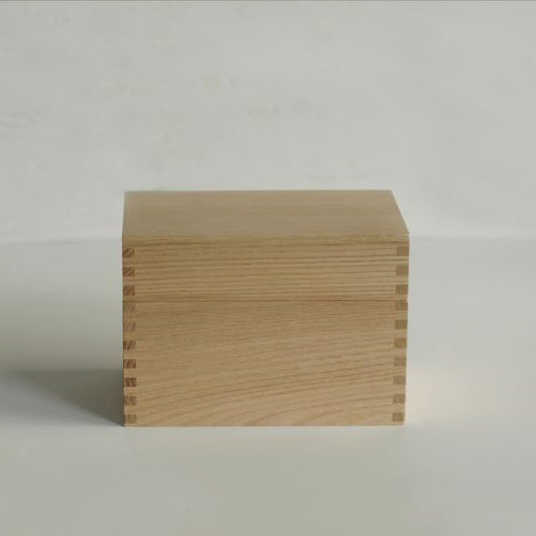 Classiky Chestnut Postcard Case