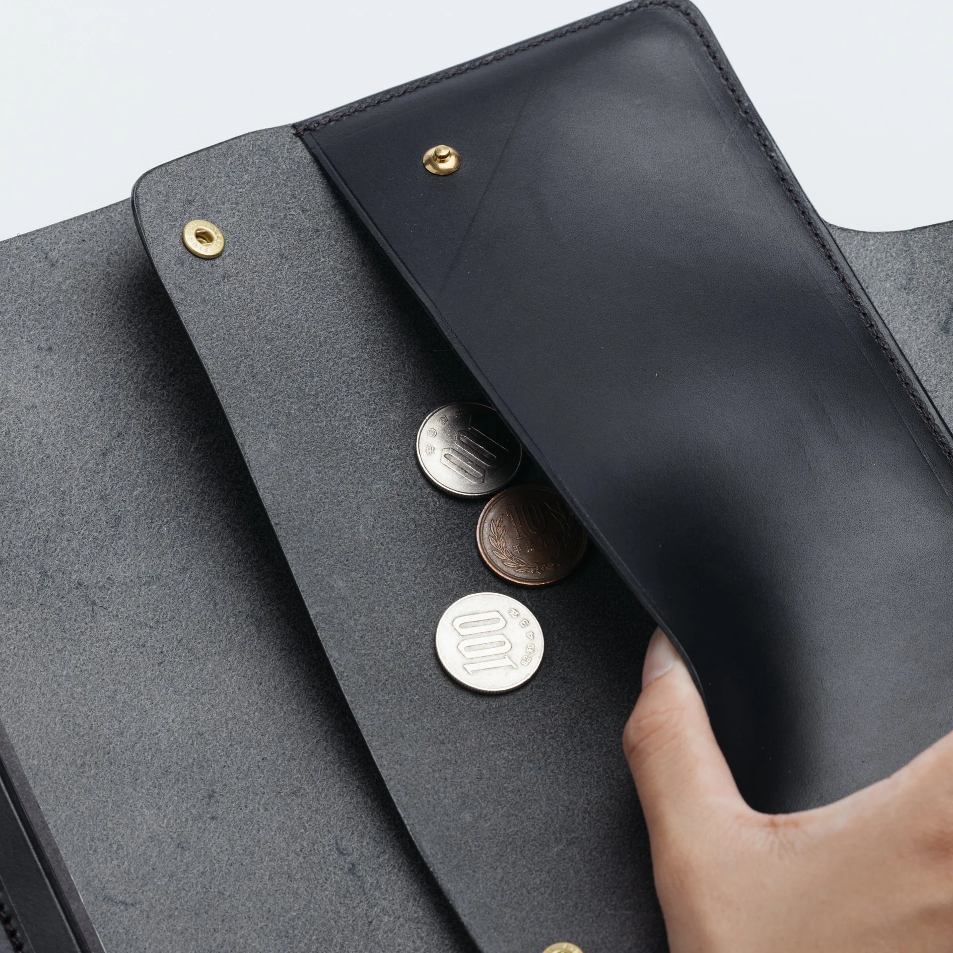 TSL Ingrassato Things Holder A5 Black leather detail