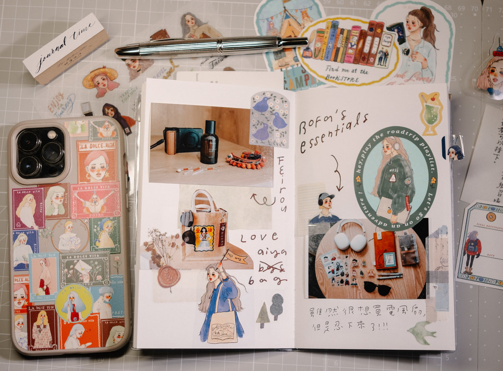 La Dolce Vita Notebook - It's a Good Day to Read a Book