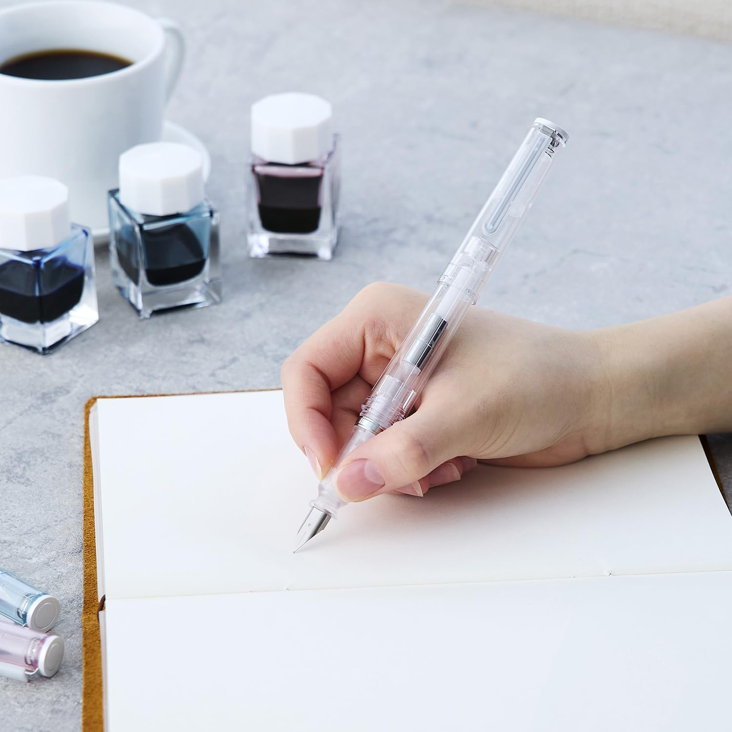 Sailor Tuzu Adjust Glassy Fountain Pen — Crystal White