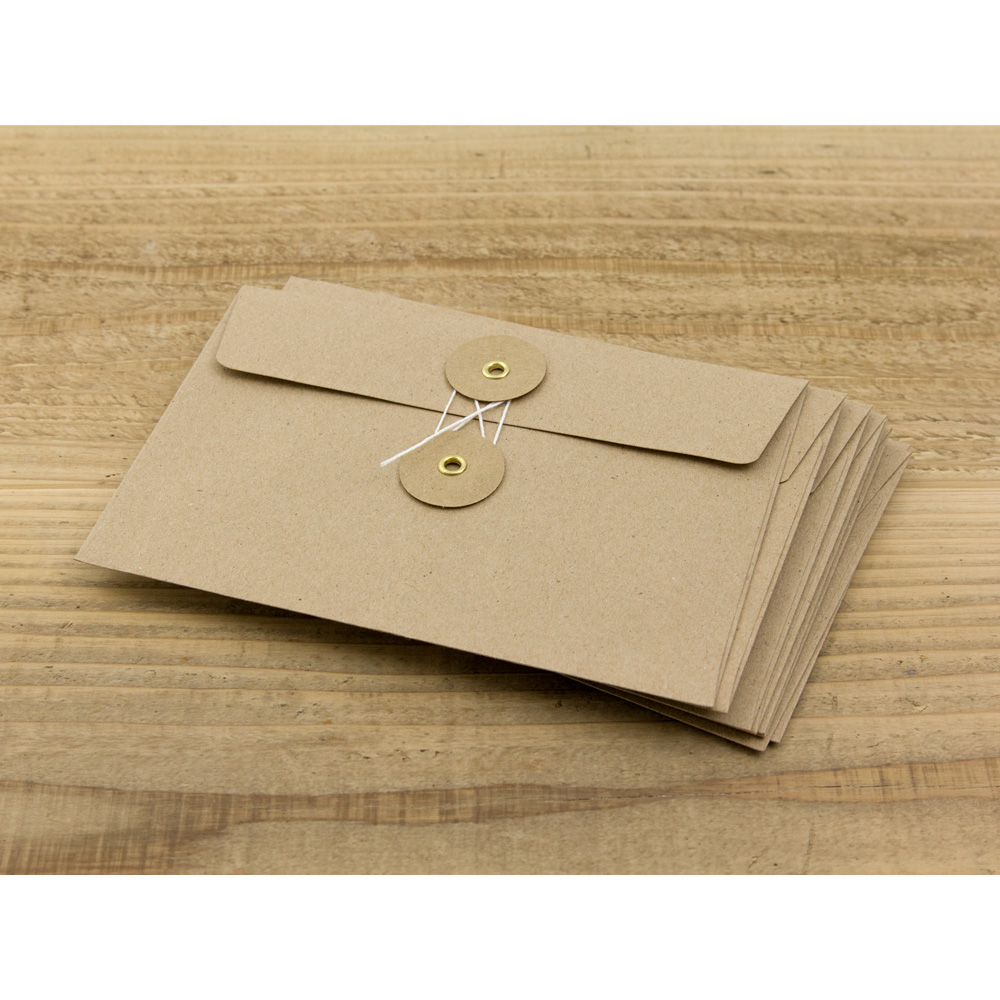 TRAVELER'S Company Kraft Envelope with String M - Brown - Image 4