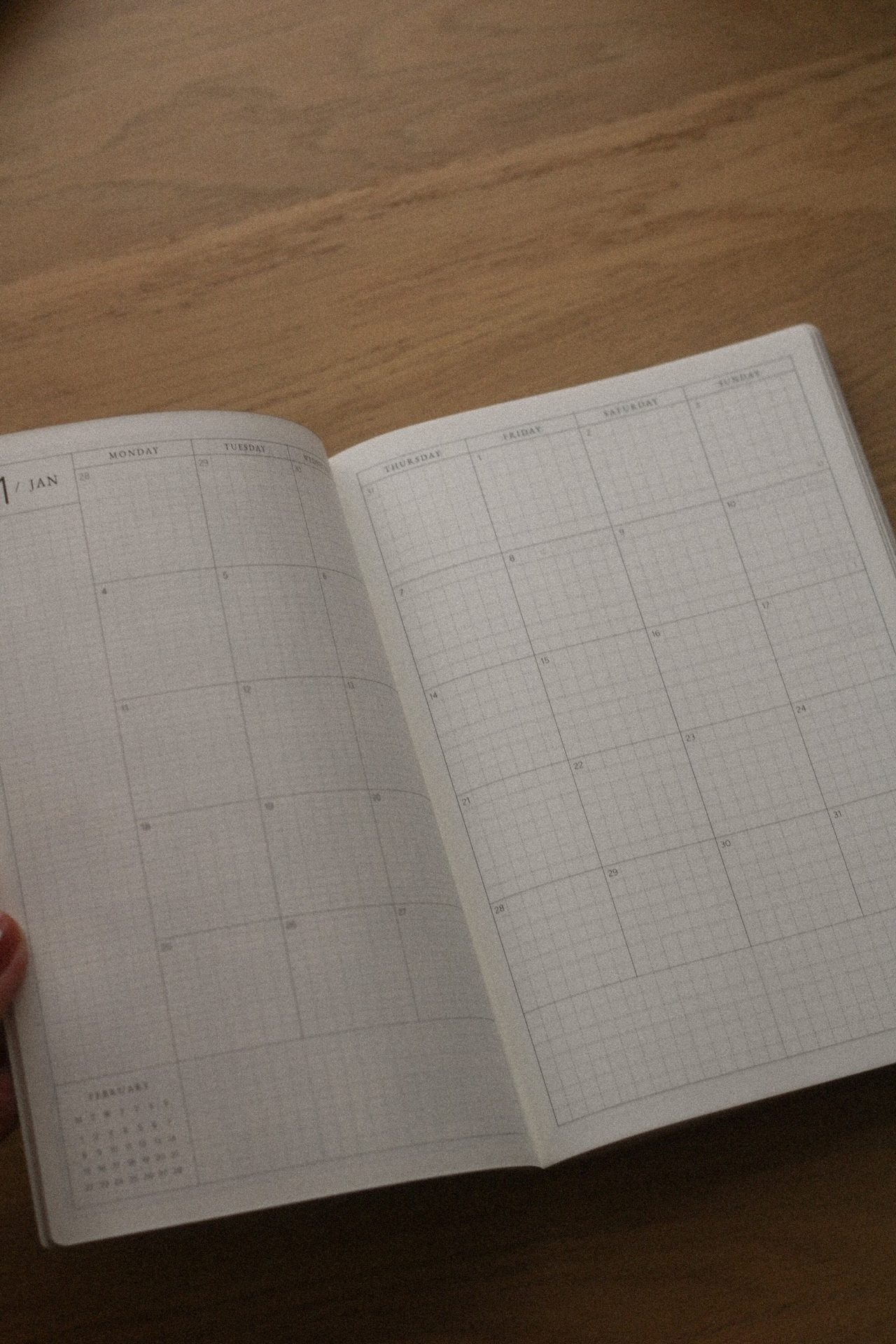 Faded Chronicle 2027 B6 Compact Planner