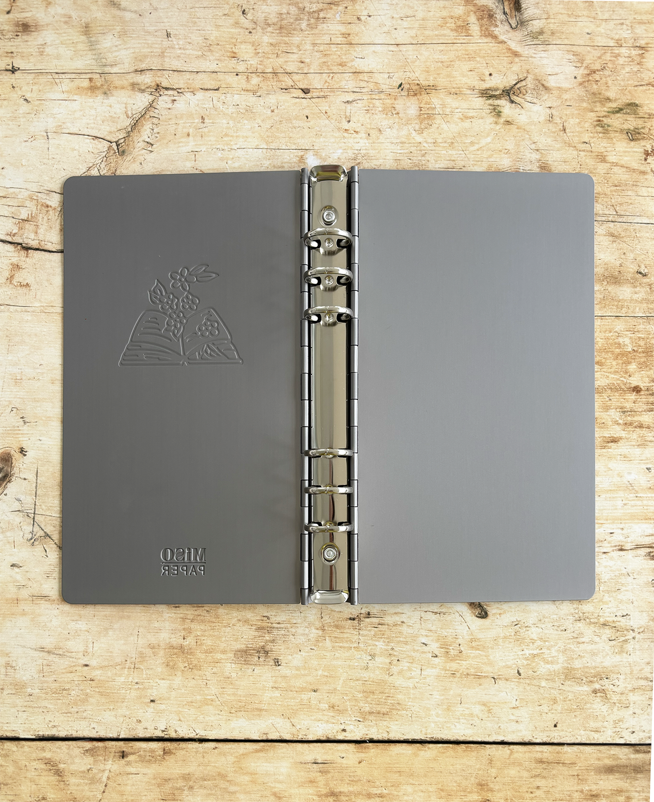 Miso Paper A5 Slim Aluminium Ring Binder - Sticker and Tape Storage - Image 8