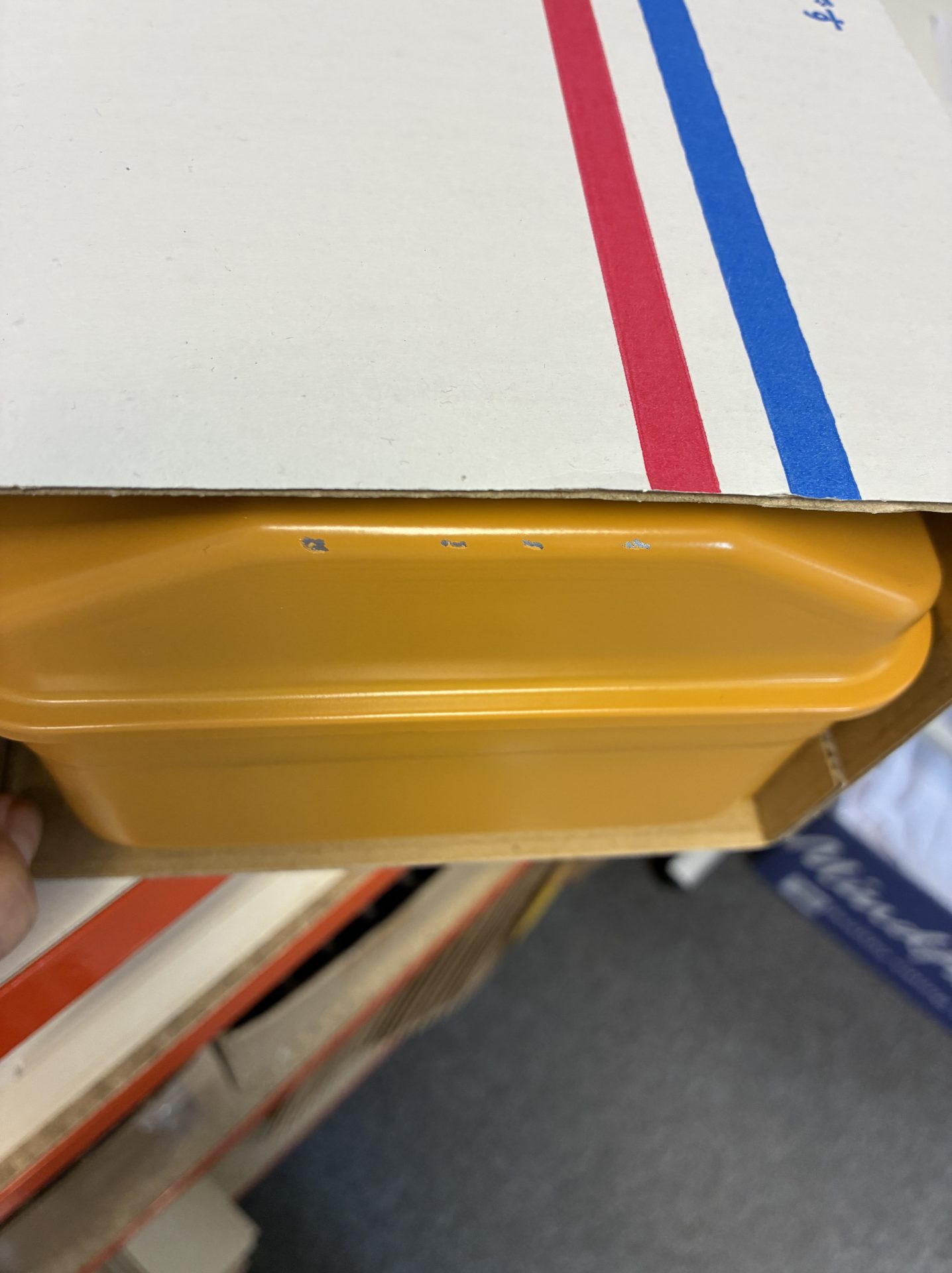 Toyo Steel Camber-top Toolbox Y-350 Mustard - Image 8