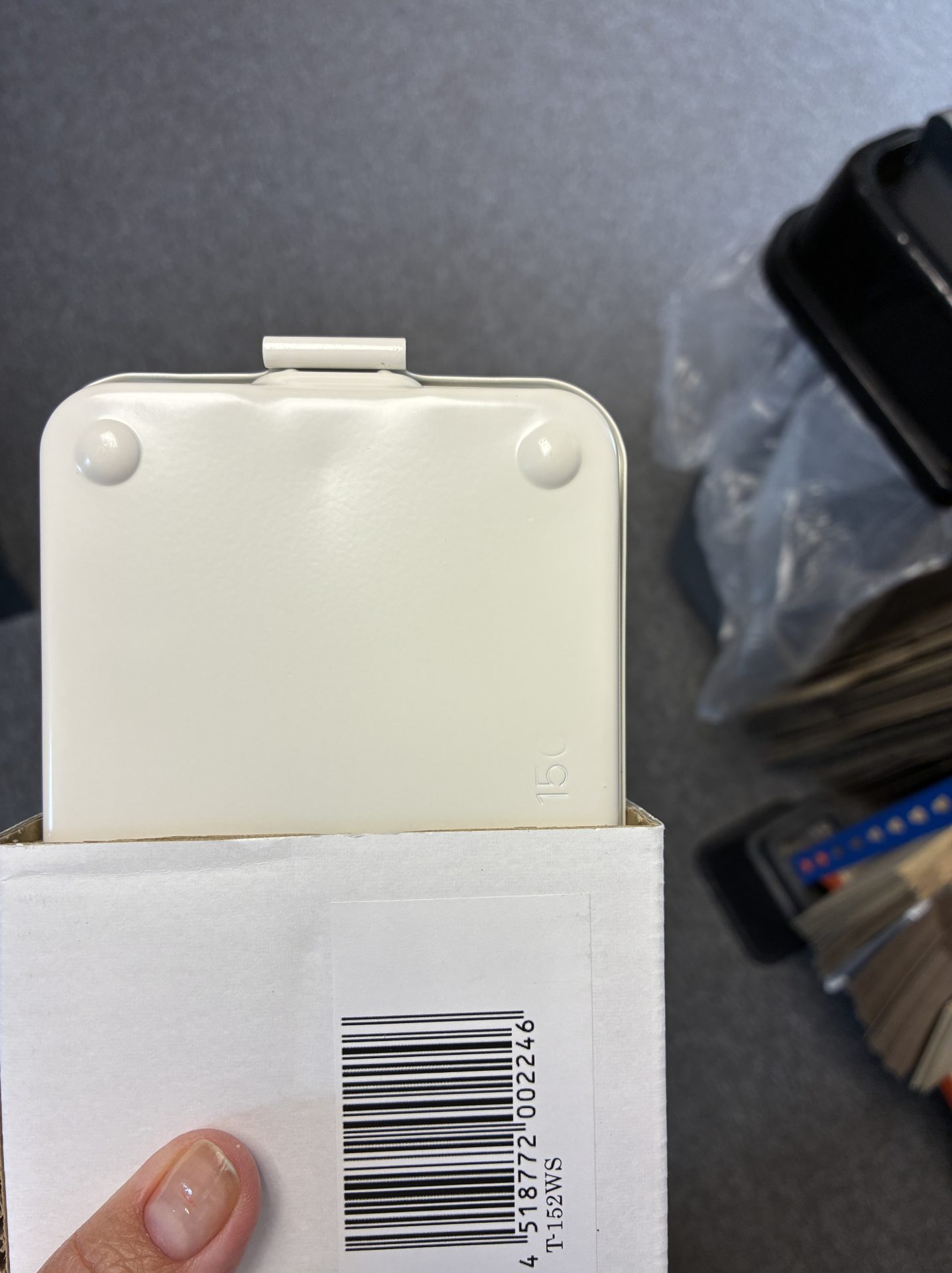 Toyo Steel Trunk Shape Toolbox T-152 White - Image 6