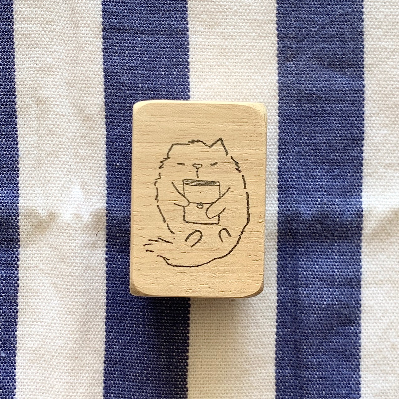 Catdoo Rubber Stamp - Lico Hugging Journal - Image 2