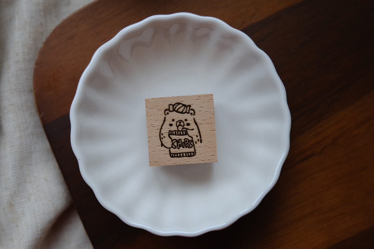 Eileen Tai "Foodie Bear" Rubber Stamp - Chips