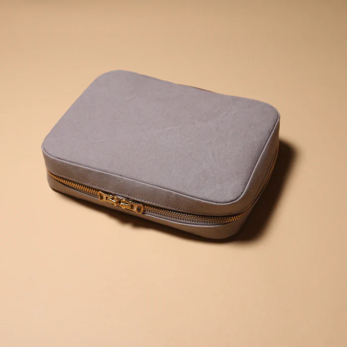 The Superior Labor Large Canvas Mission Case