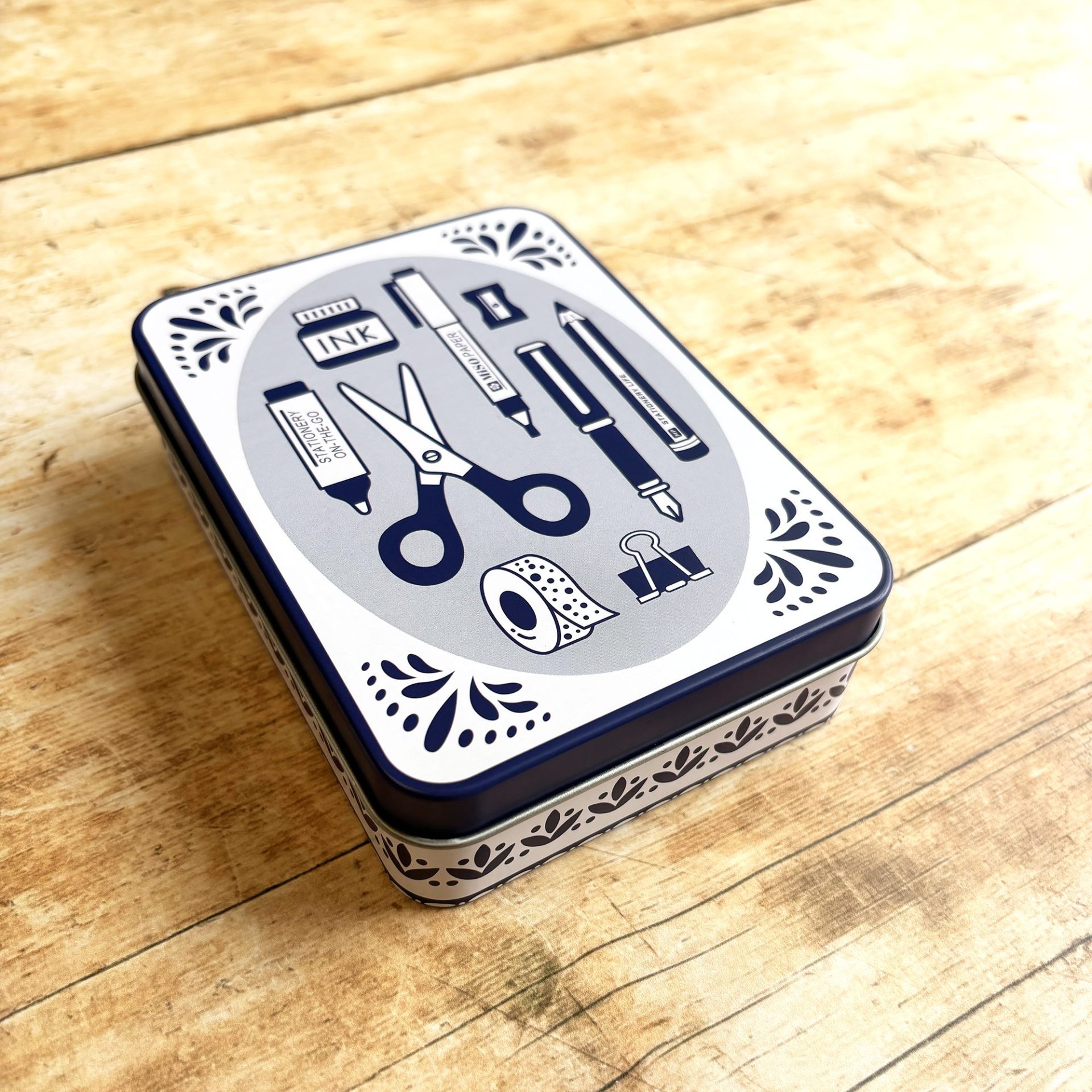 Miso Paper Stationery On-the-go Tin Box