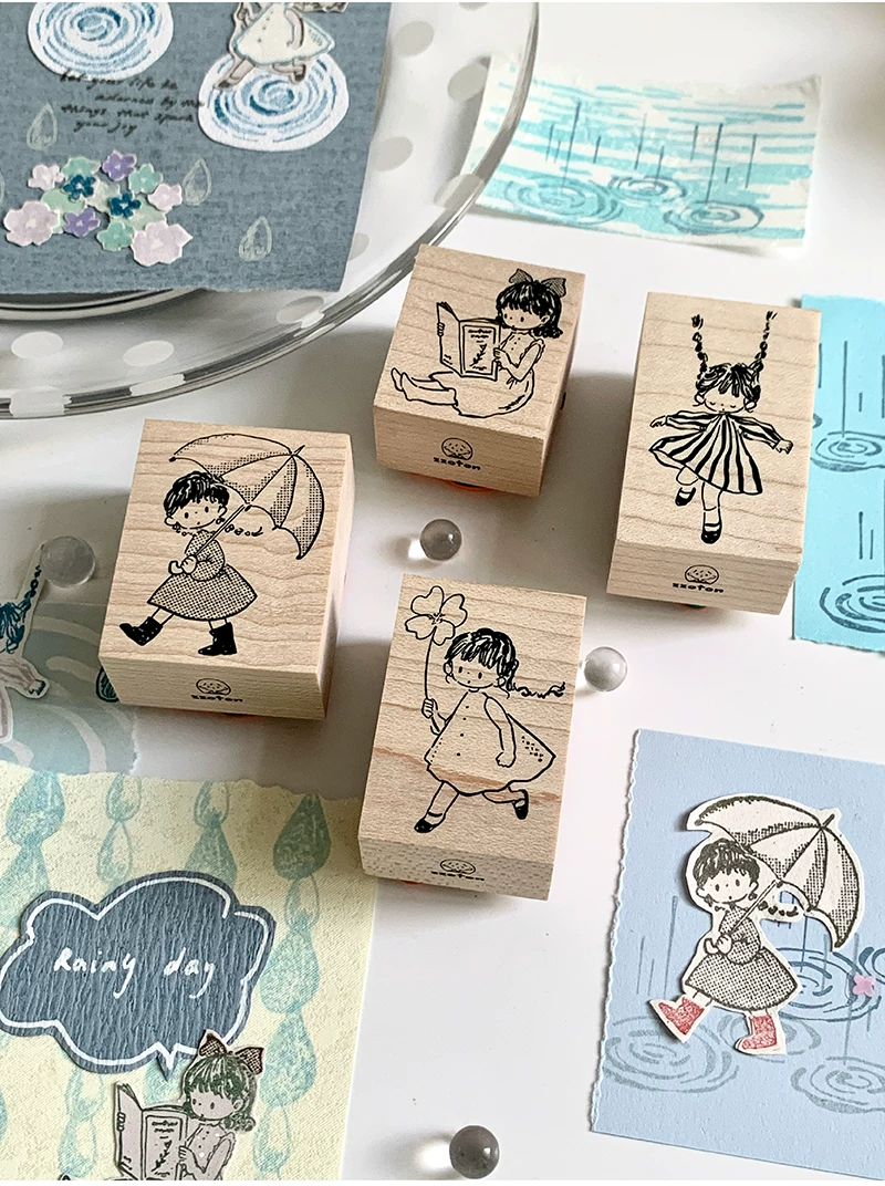 Molinta Wooden Stamp - Girl With Clover