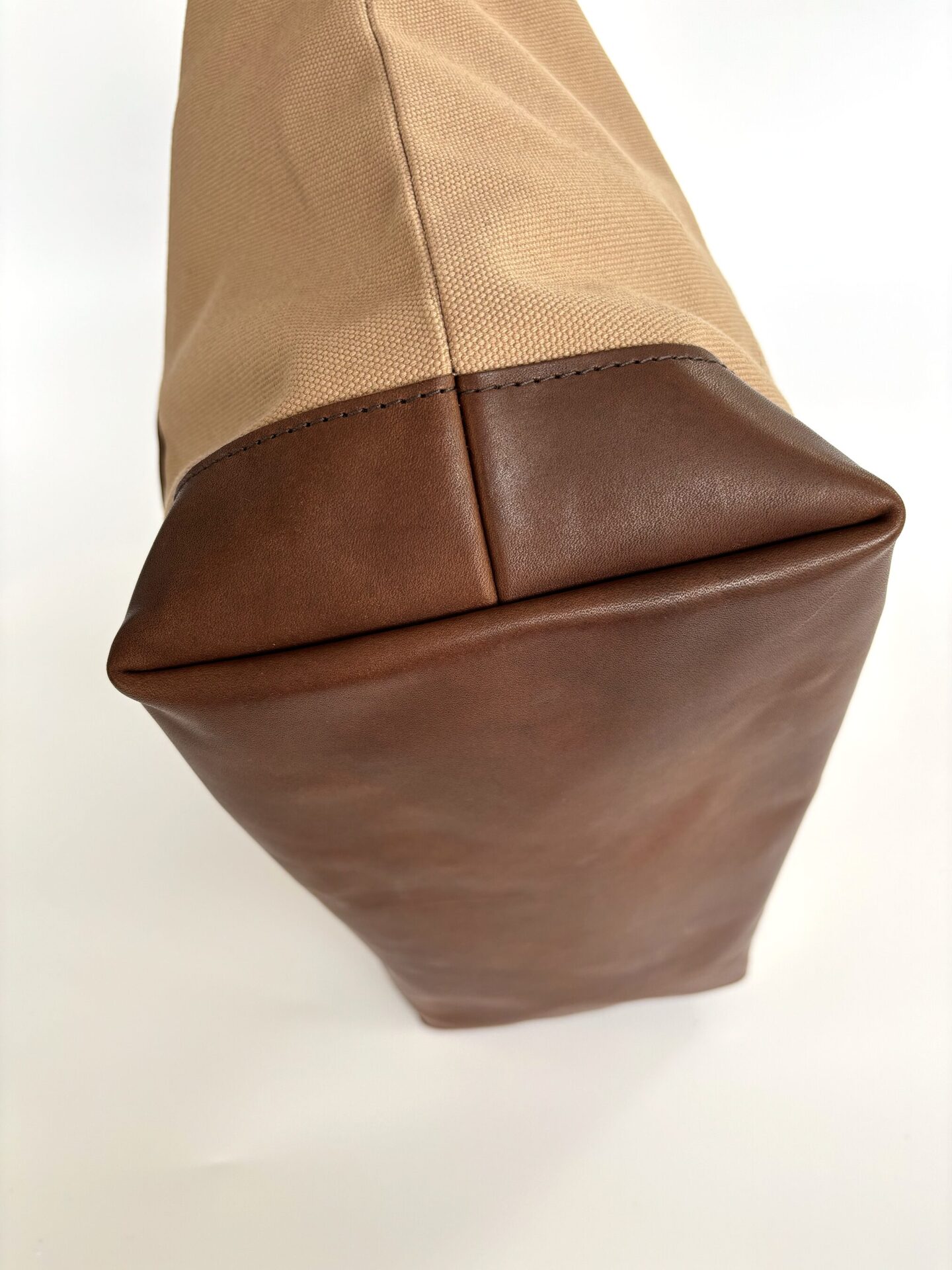 The Superior Labor Engineer Shoulder Bag S - Beige with Leather Bottom