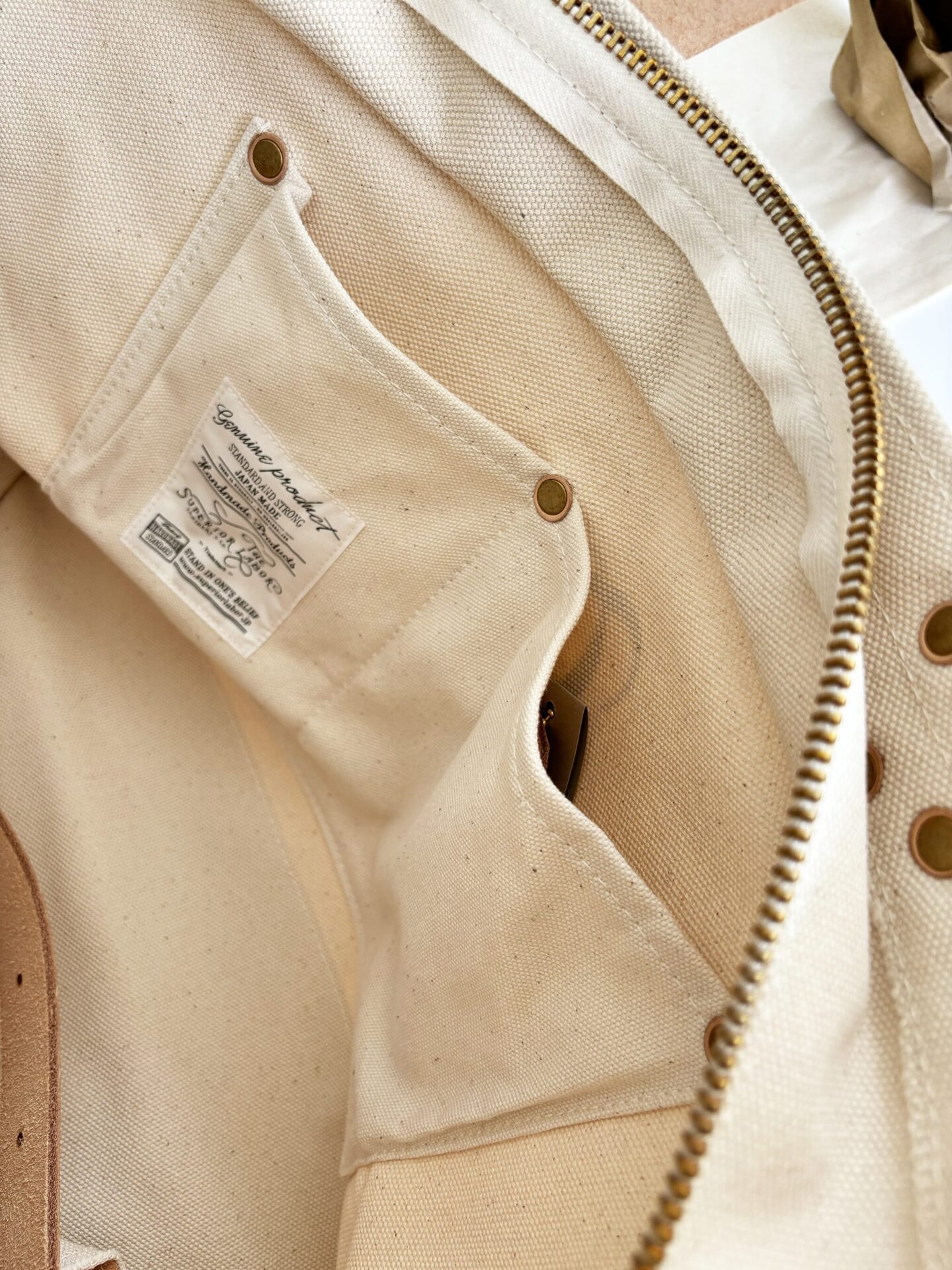 The Superior Labor Engineer Shoulder Bag S Natural Leather Bottom - Image 6
