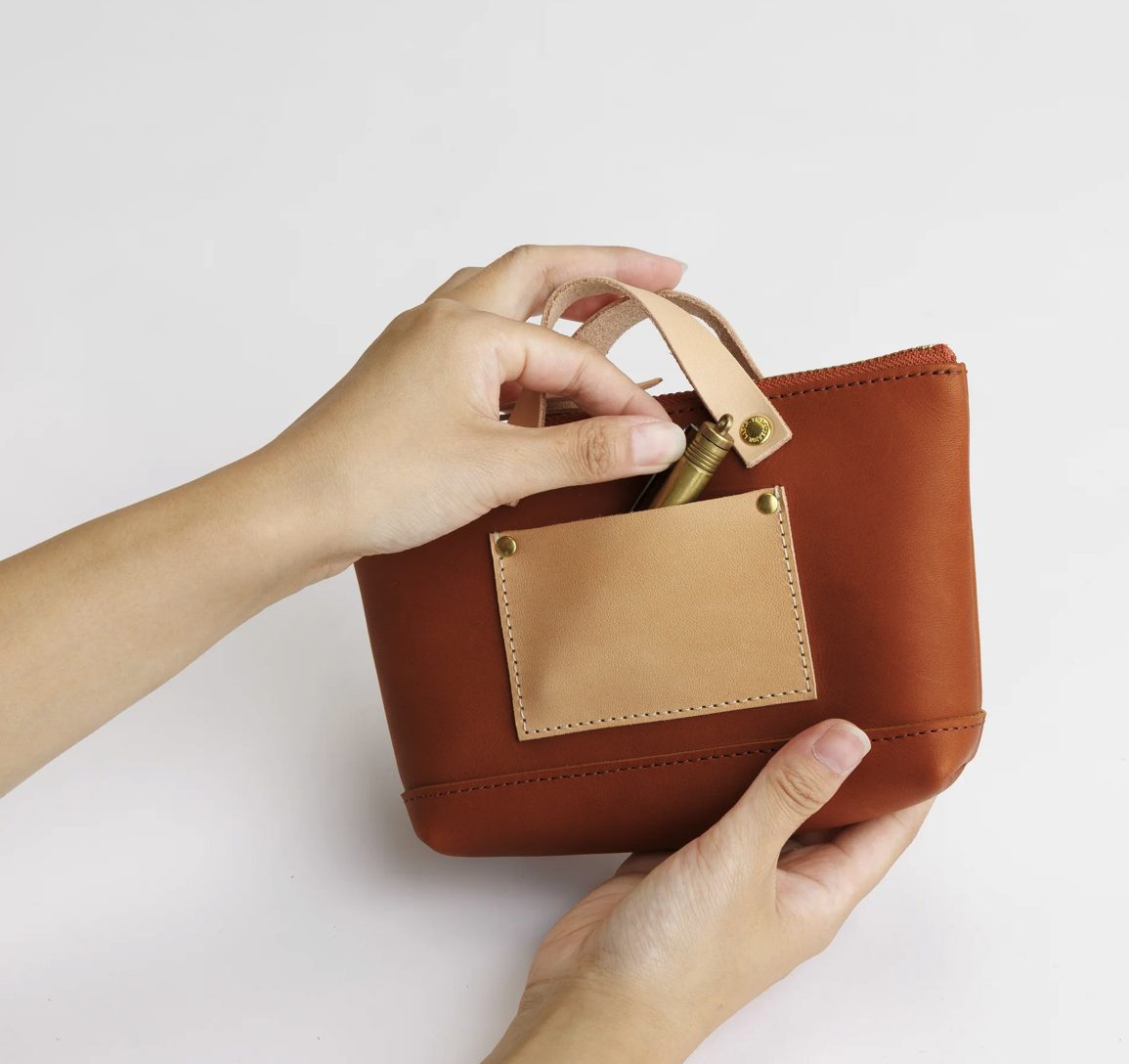 The Superior Labor All Leather Engineer Pouch