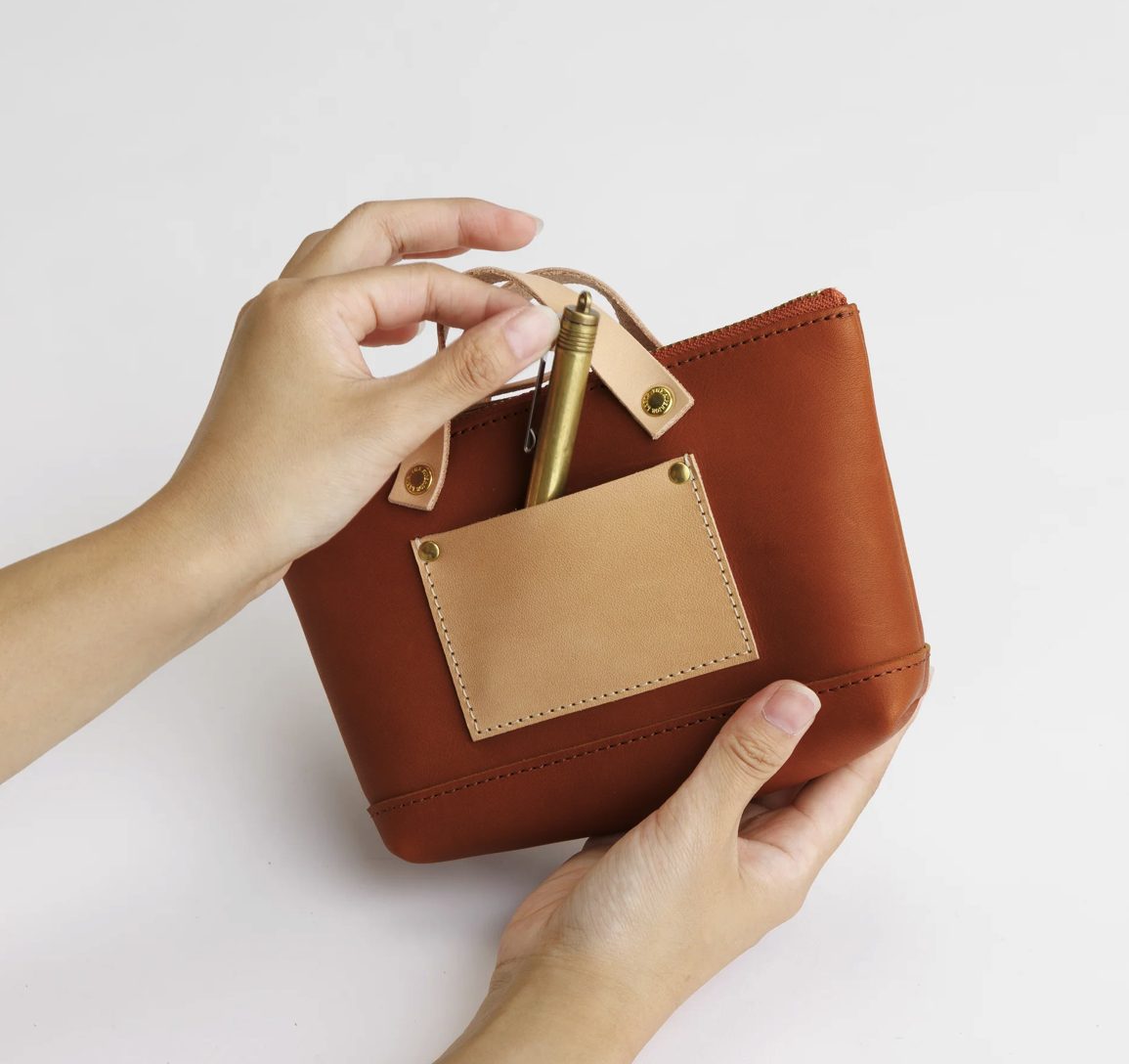 The Superior Labor All Leather Engineer Pouch