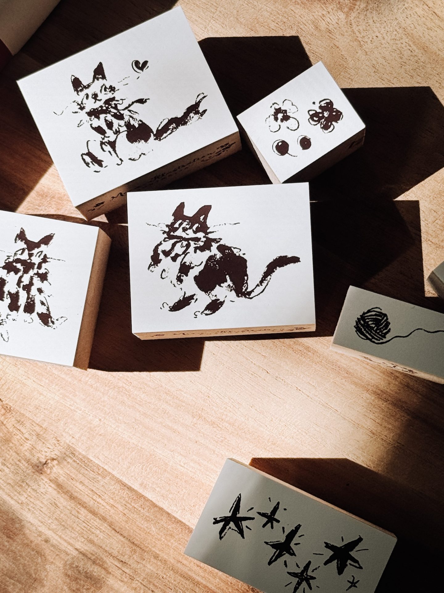 Meow Illustration Shooting Star Rubber Stamp