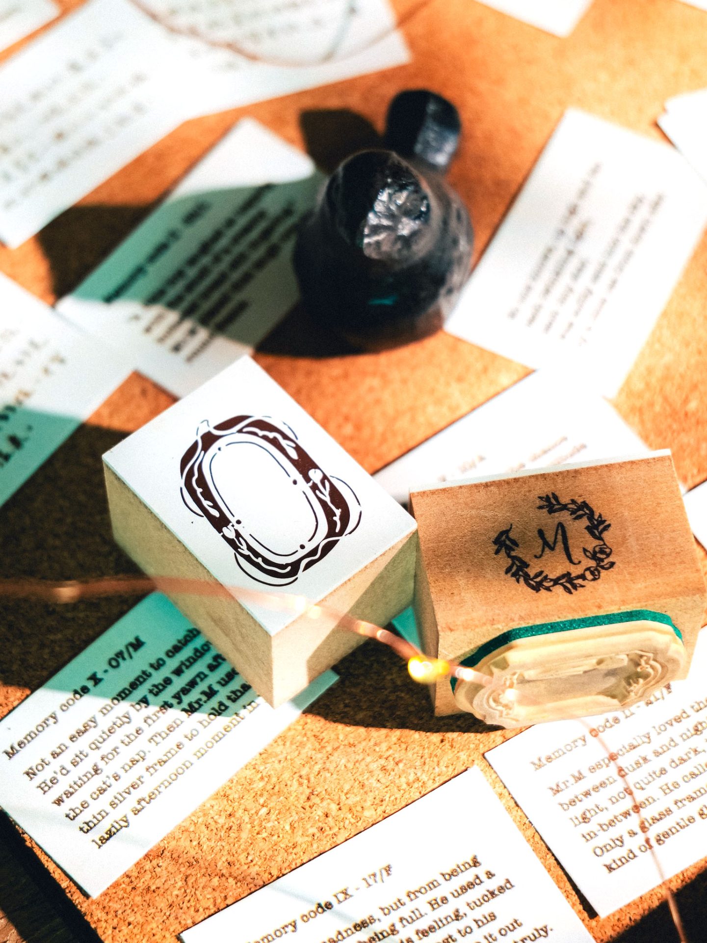 Meow Illustration Tulip Oval Rubber Stamp - Collector Mr.M Series