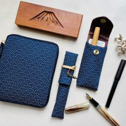 Kyoku Haku Japanese Kiku Pattern Pen Sleeve