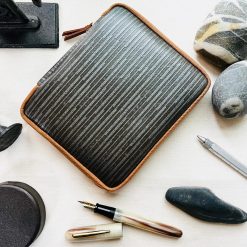 Kyoku Haku Iron Zipped 10-Pen Case