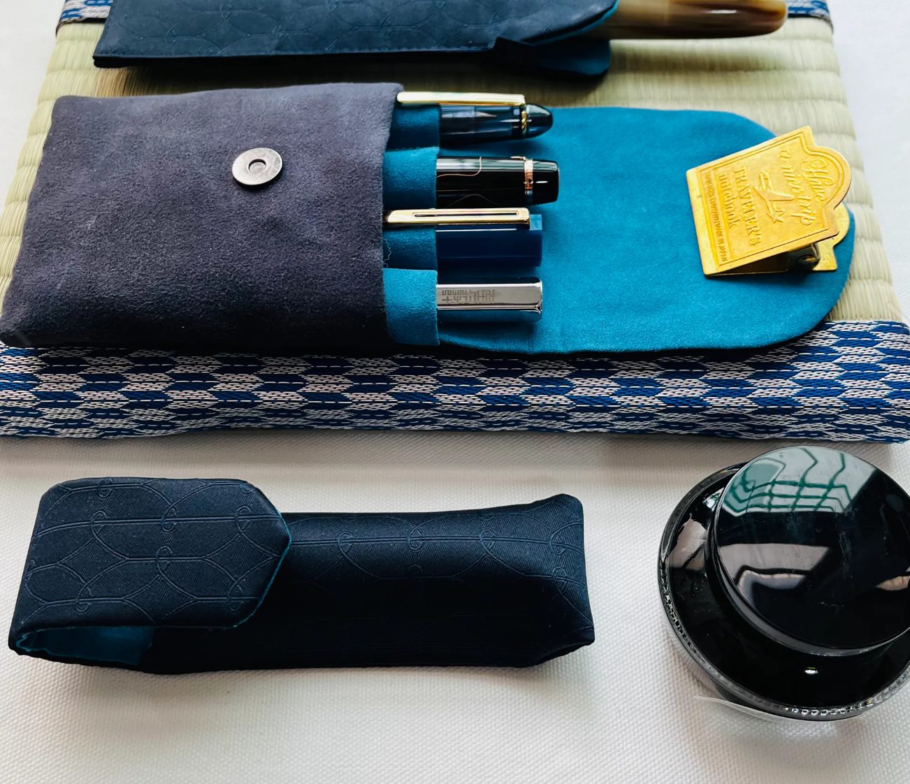Kyoku Haku Classic Pen Pouch