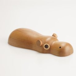 Kyoku Haku Little Hippo Wooden Pen Rest