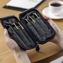 &Liebe 6-Pen Leather Zip Case