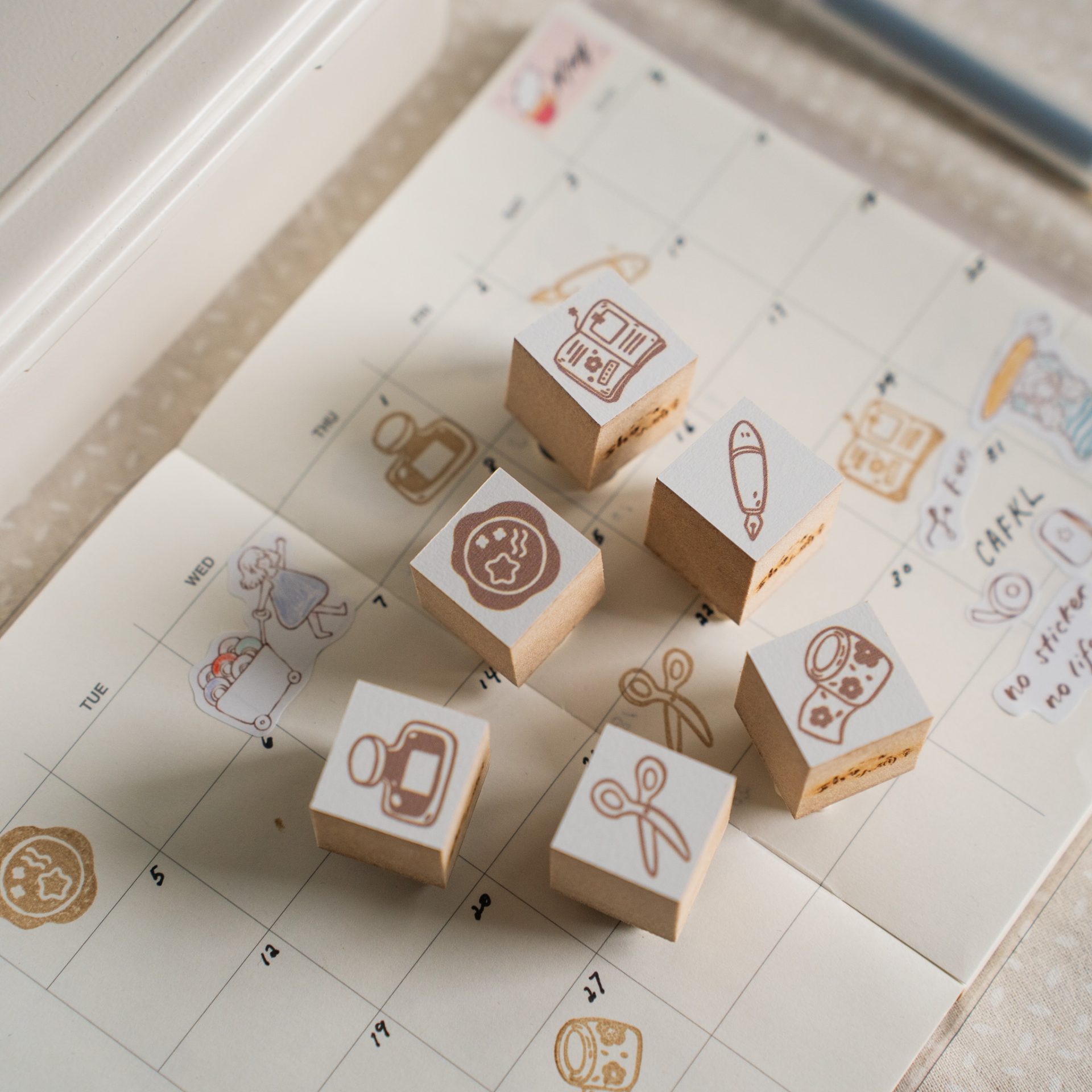 Sho Little Happiness Rubber Stamp - Little Stationery