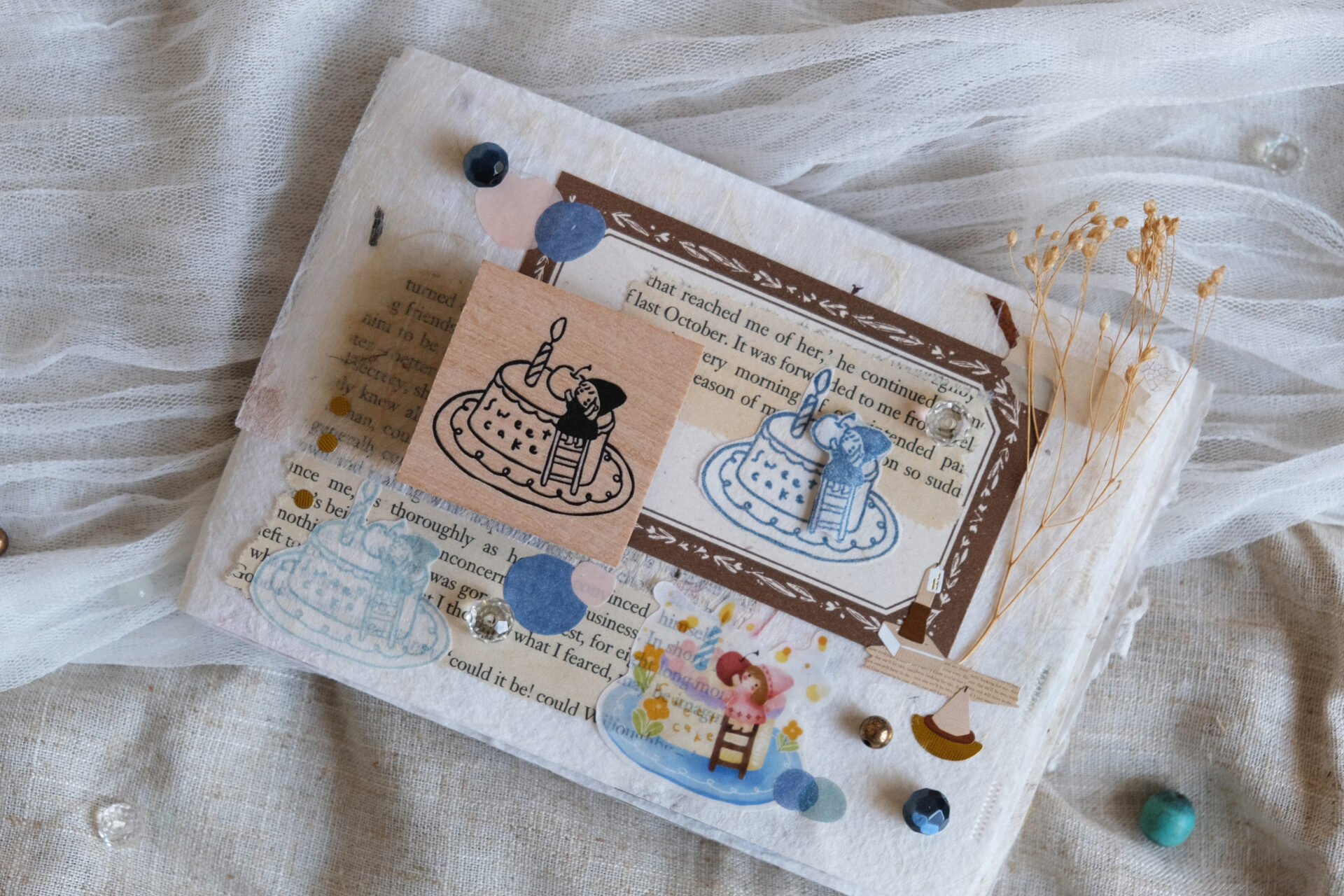 Eileen Tai "Simple Happiness" Rubber Stamps - Croissant Lover