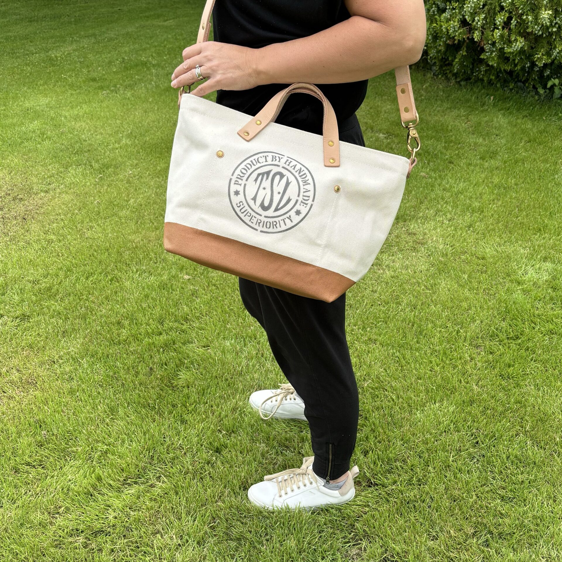 The Superior Labor Engineer Shoulder Bag XS - Natural with Light Brown Bottom