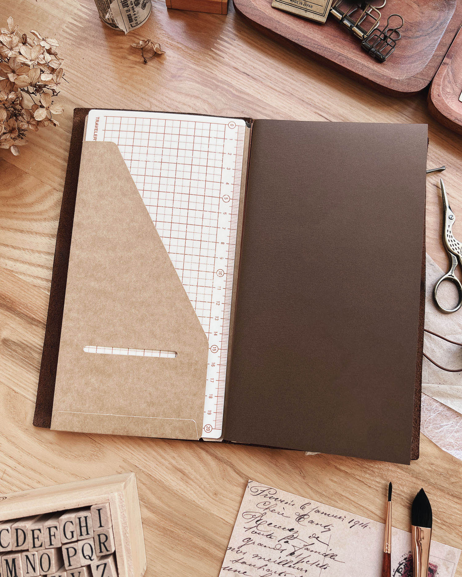 Sarica Studio Brown Notebook - Standard TN Size