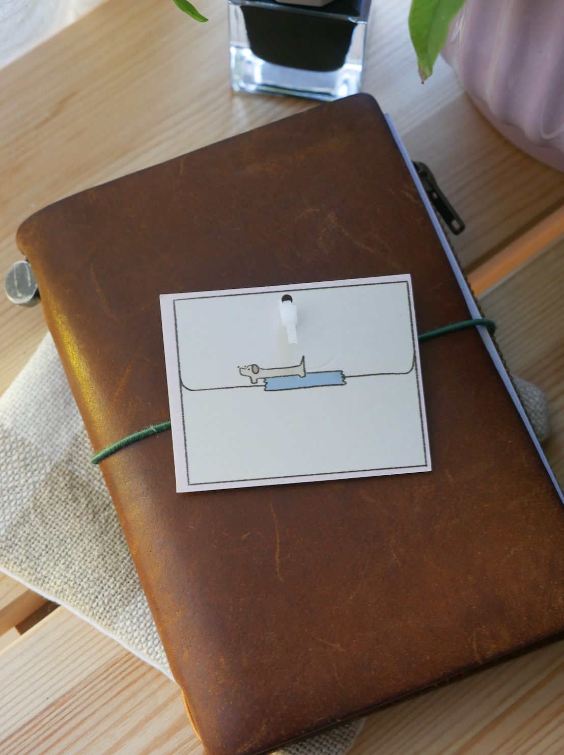 Dana Ate Oatmeal Brass Charm – For You — gallery