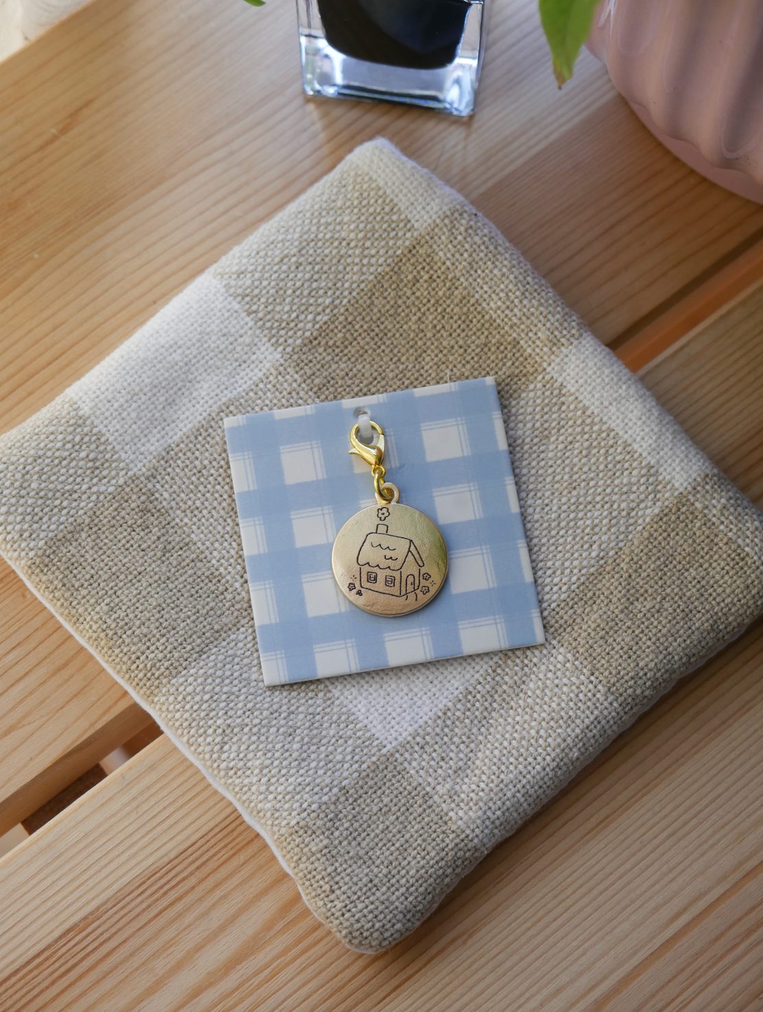 Dana Ate Oatmeal Brass Charm – Stay a While