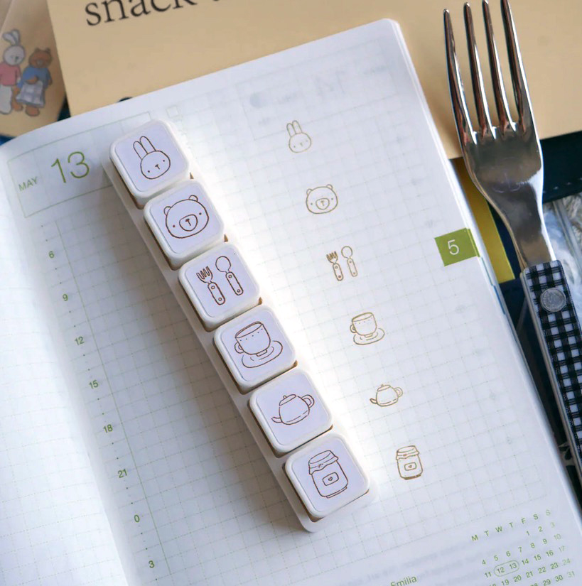 Dana Ate Oatmeal Button Stamp – Snacktime