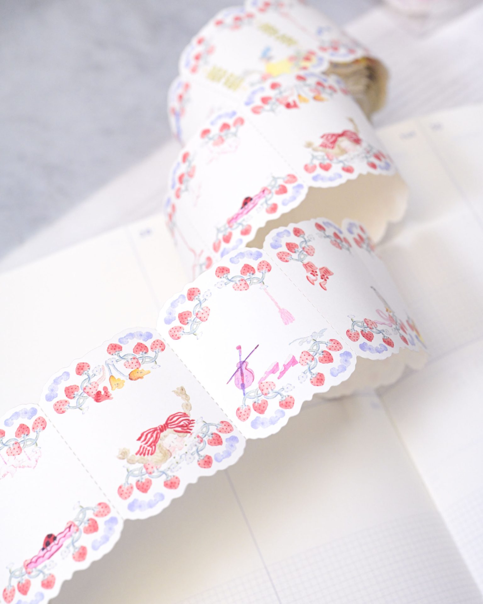 Dodolulu Memo Sticker Roll – Berry Tales — gallery