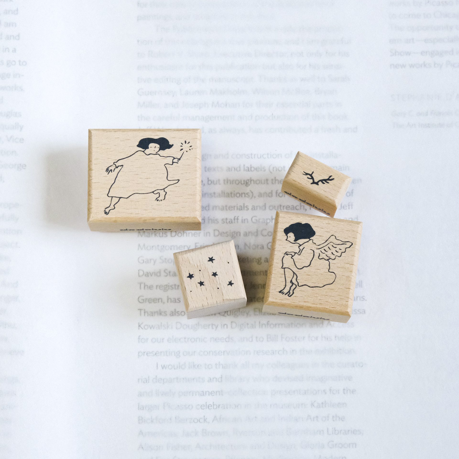 Dodolulu Wooden Stamp Set – Floating Angels — gallery