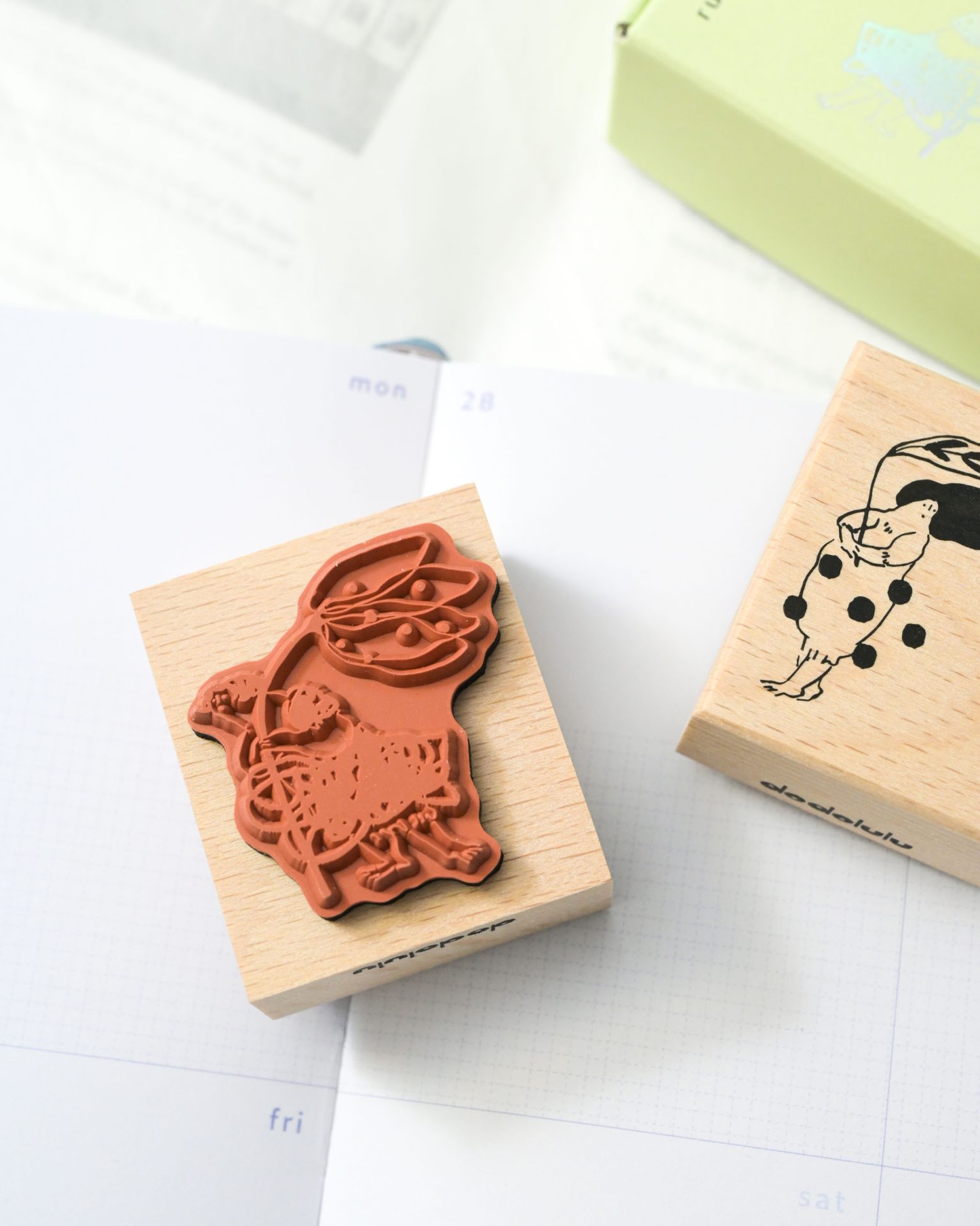 Dodolulu Wooden Stamp Set – Flower & Leaf — gallery