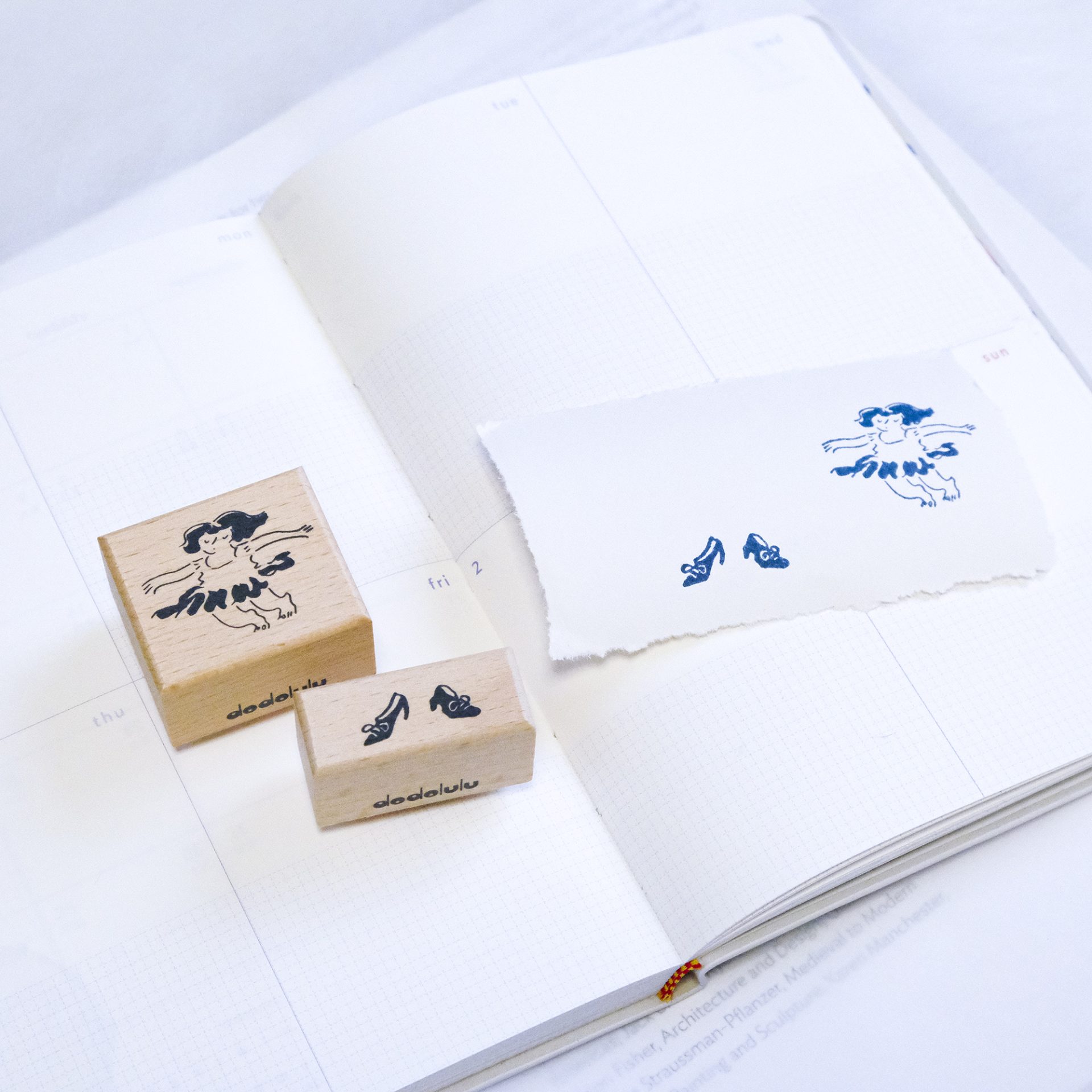 Dodolulu Wooden Stamp Set – Fluttering — gallery