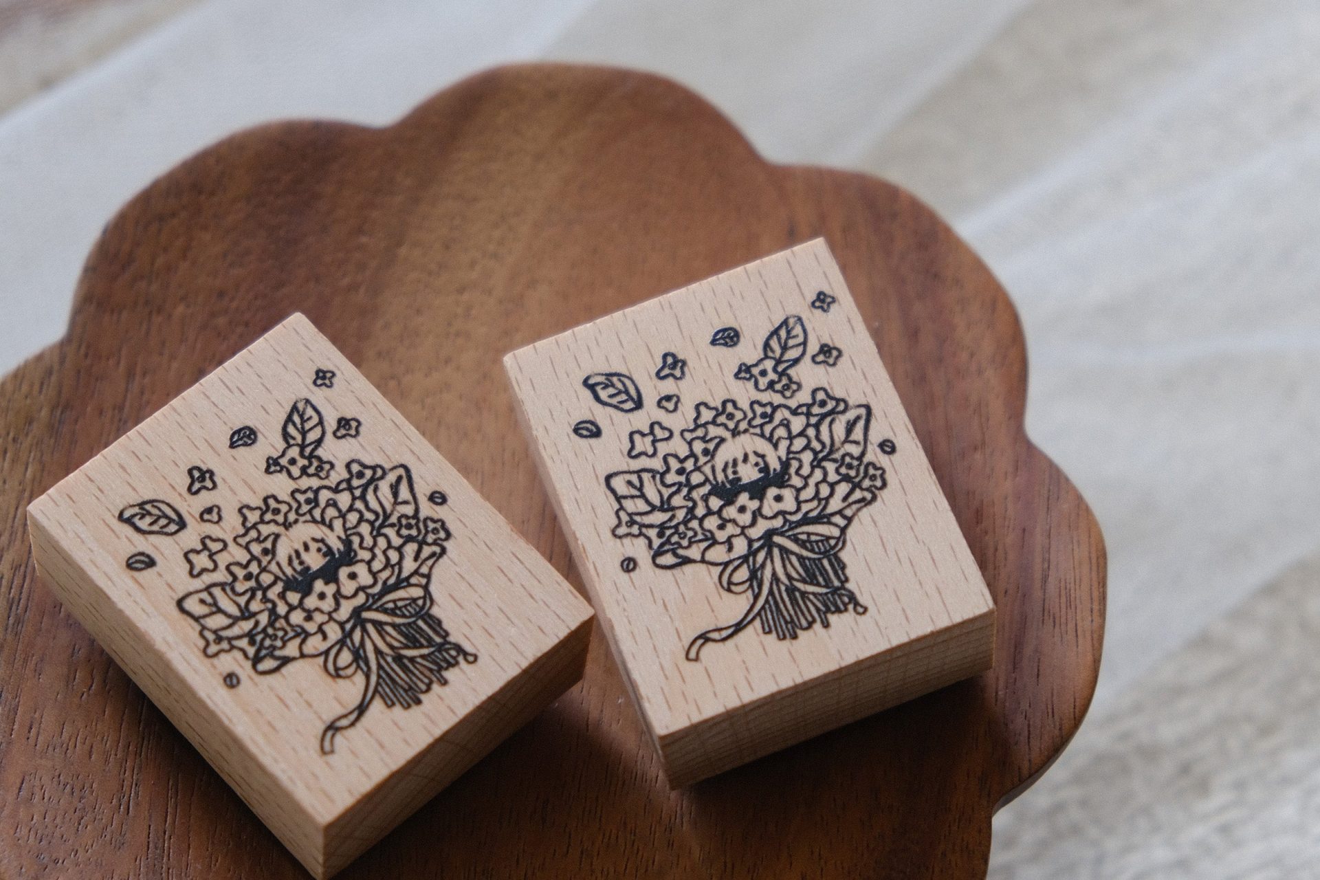 Eileen Tai Rubber Stamp – Bouquet of Flowers — gallery