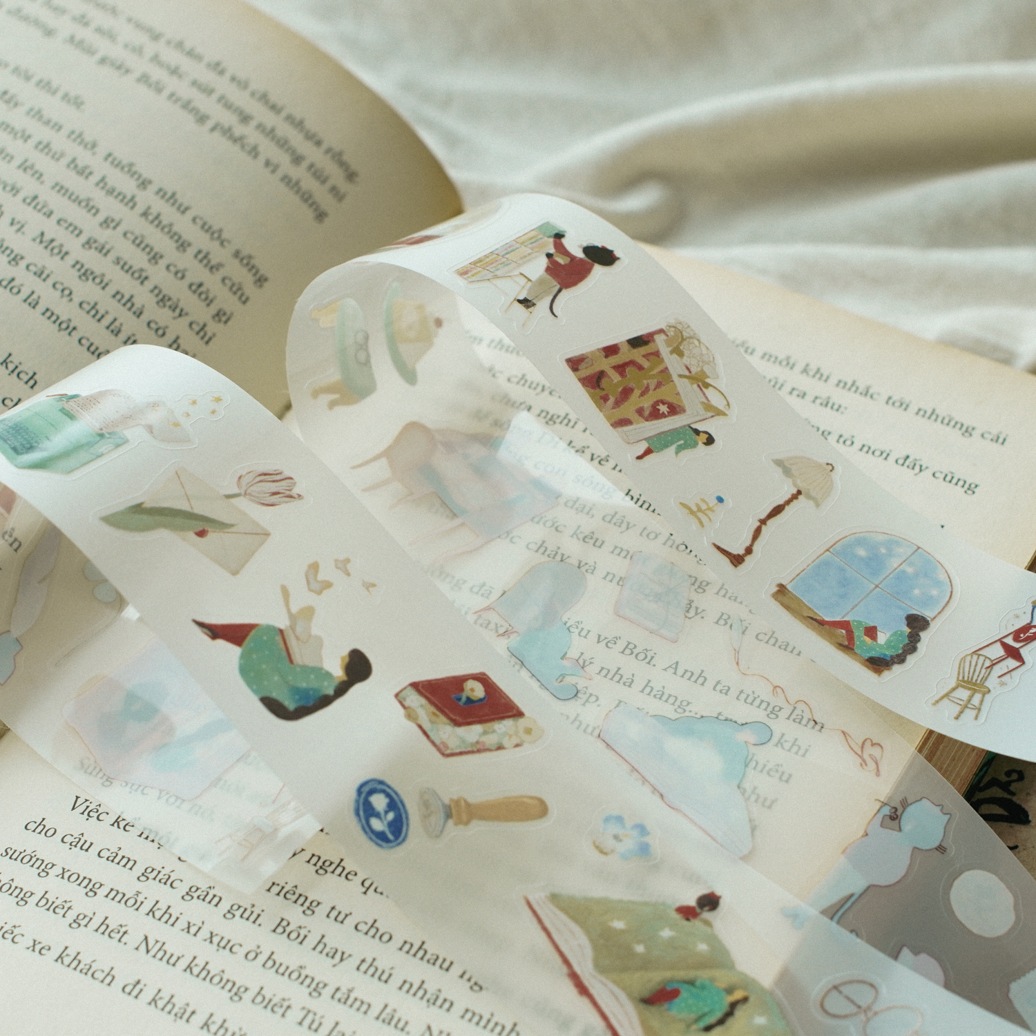 Teayou Kiss-cut PET Tape 'Enchanted Library'