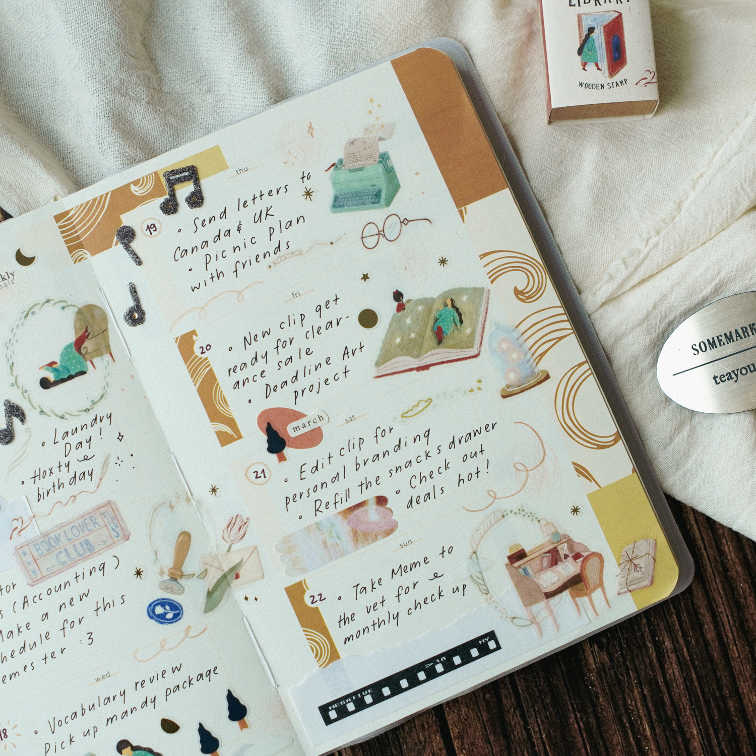 Teayou Kiss-cut PET Tape 'Enchanted Library'