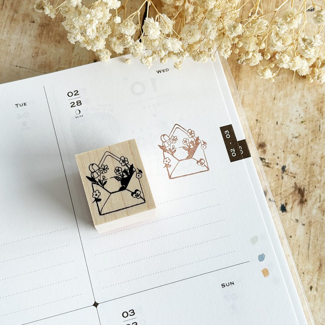 Kin.Iro.Hitode Rubber Stamp - Girl In The Envelope