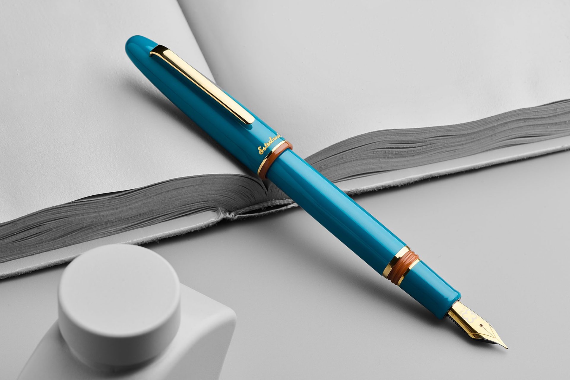 Esterbrook Estie Back To The Land Funky Lake Fountain Pen — gallery