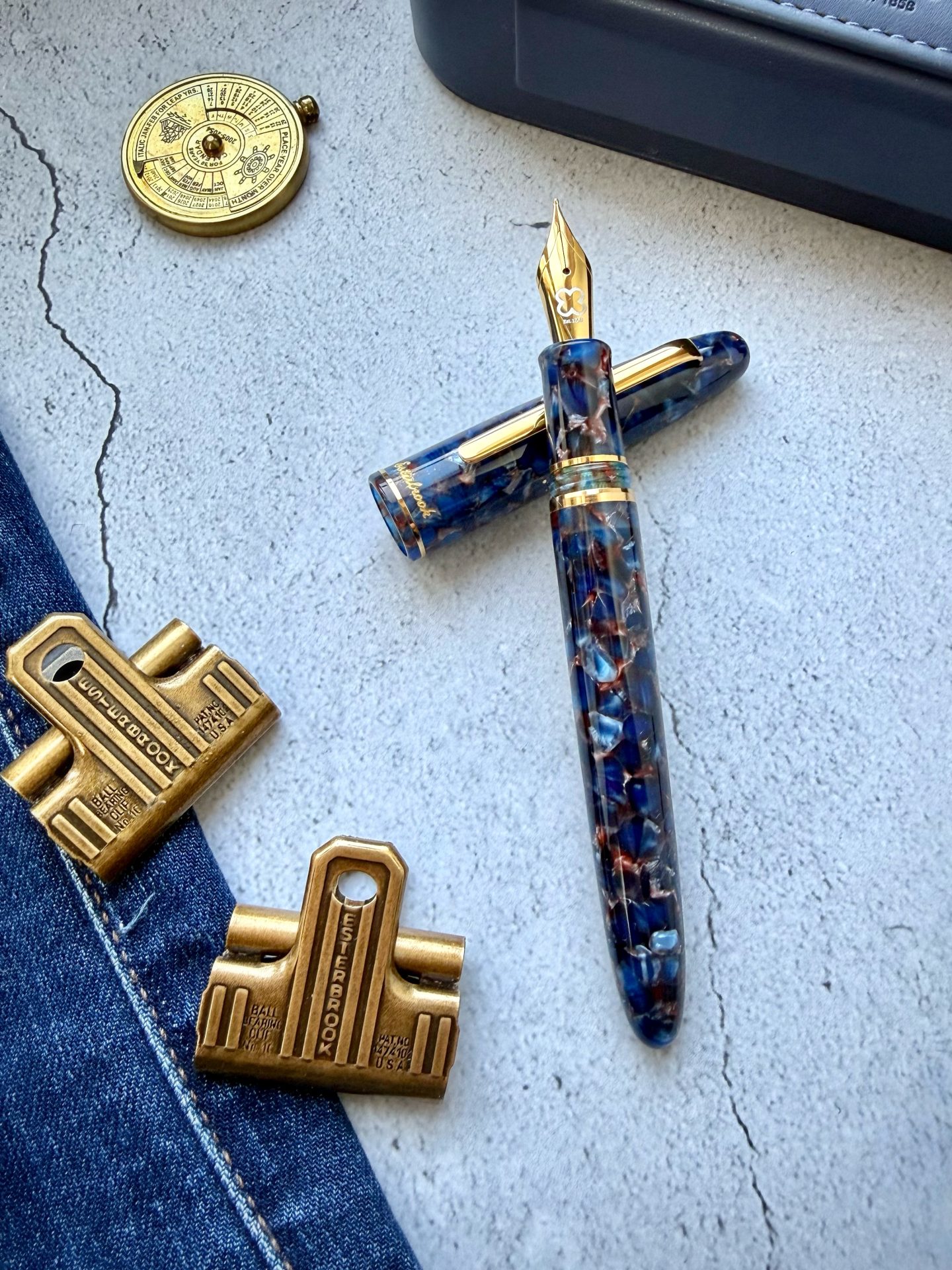 Esterbrook Estie Nouveau Bleu Fountain Pen with Gold Trim — gallery