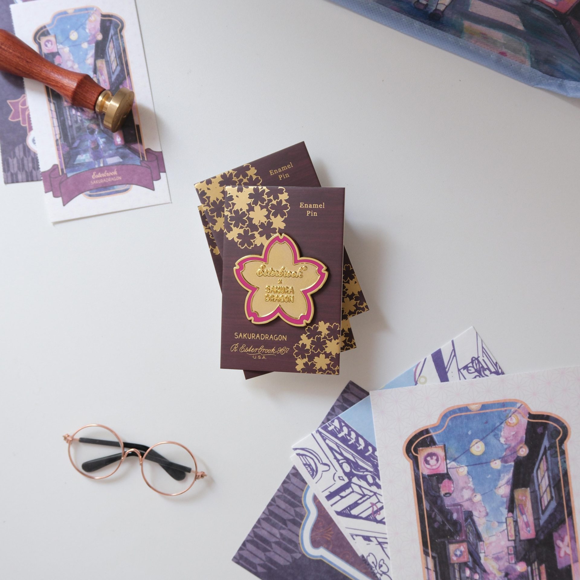 Esterbrook Sakura Street Flower Lapel Pin — gallery