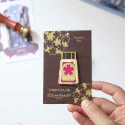 Esterbrook Sakura Street Ink Lapel Pin — gallery
