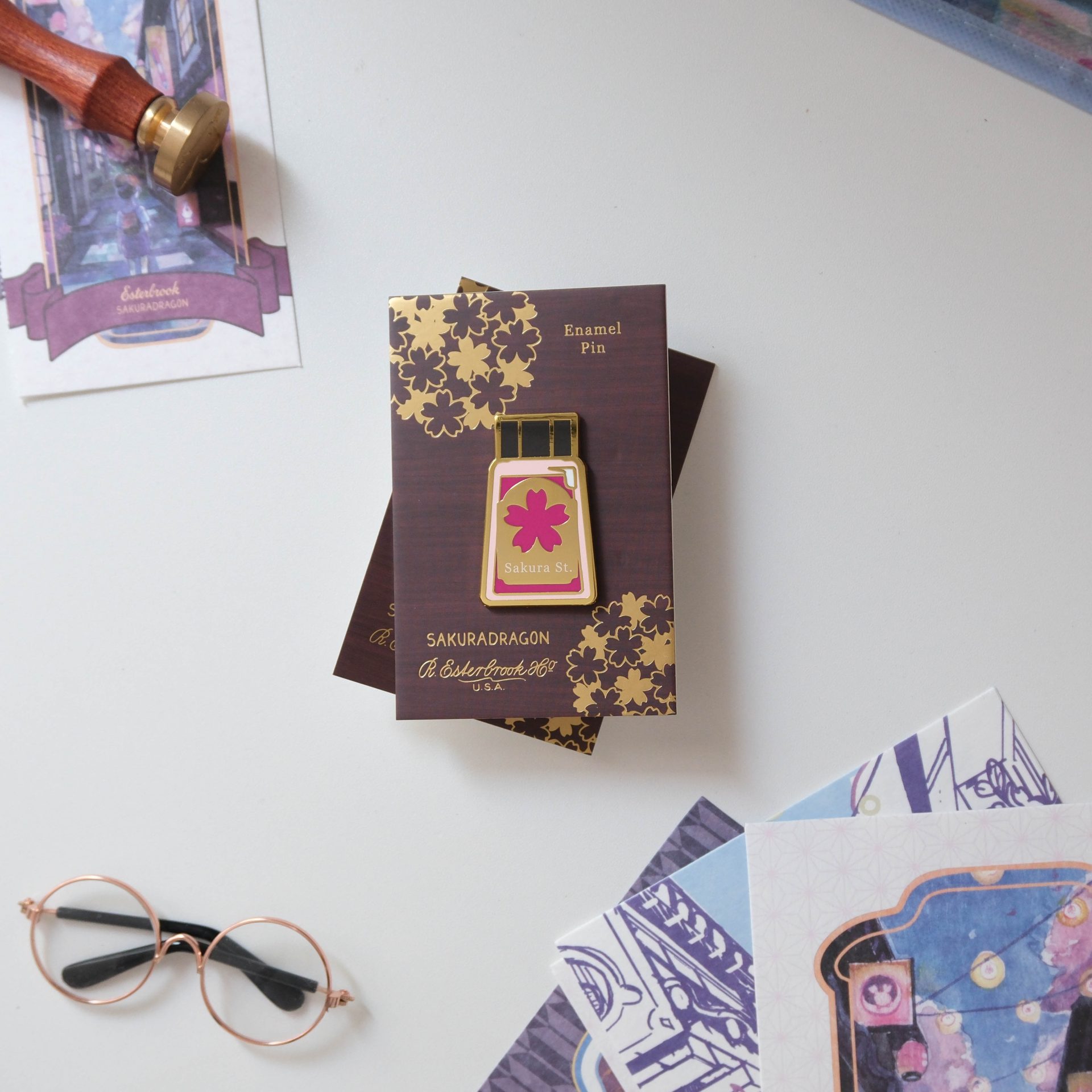 Esterbrook Sakura Street Ink Lapel Pin — gallery