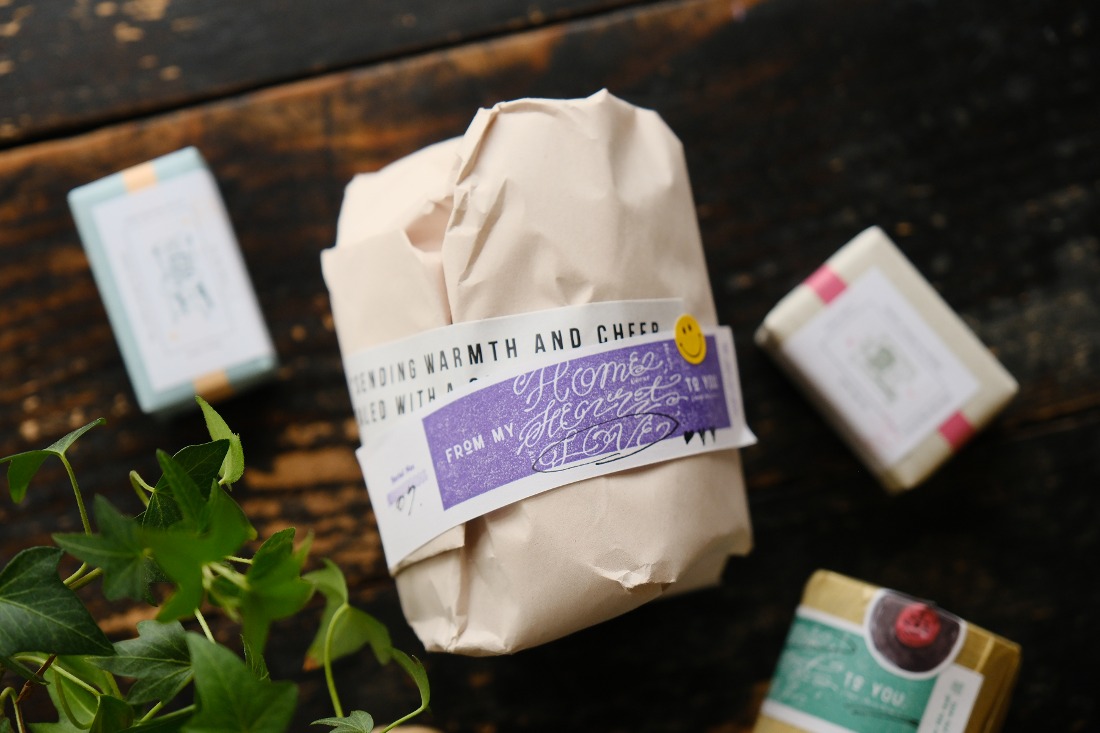 OURS Studio Love Label Rubber Stamp