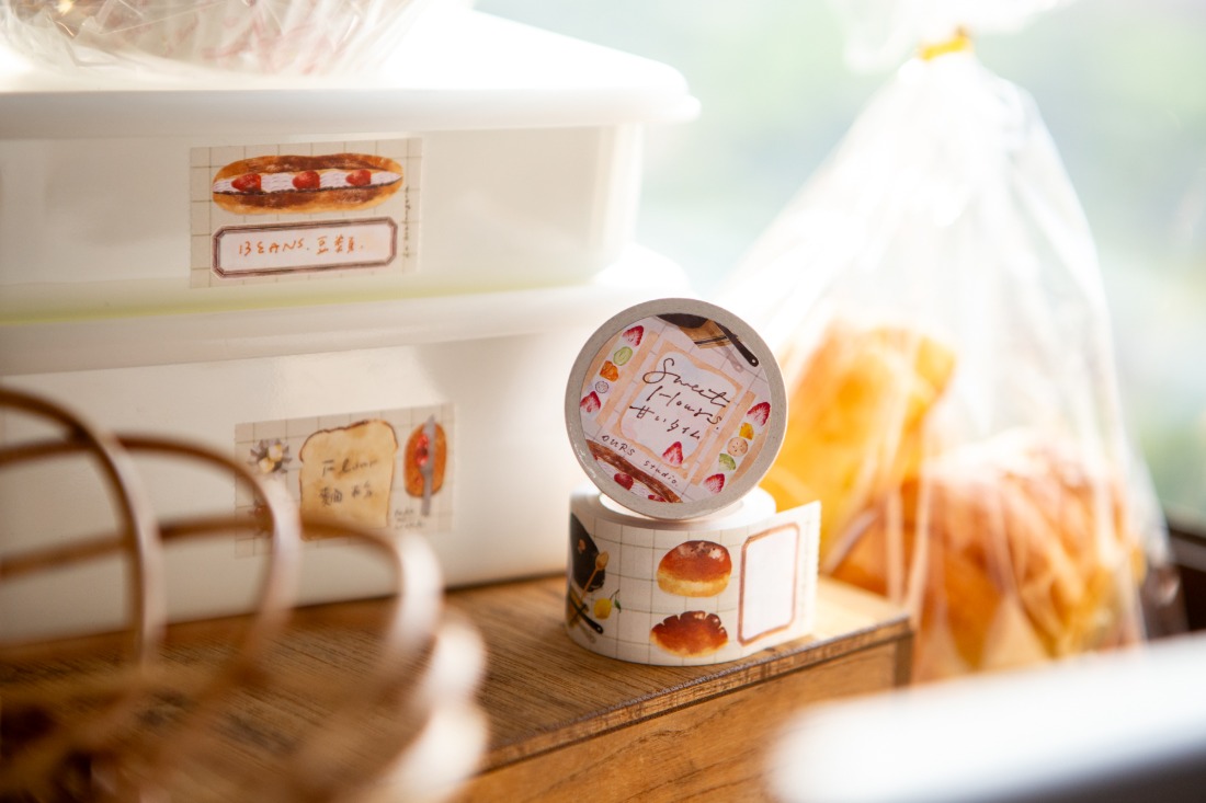 OURS Studio Sweet Hours Sticker Memo Roll - Image 4