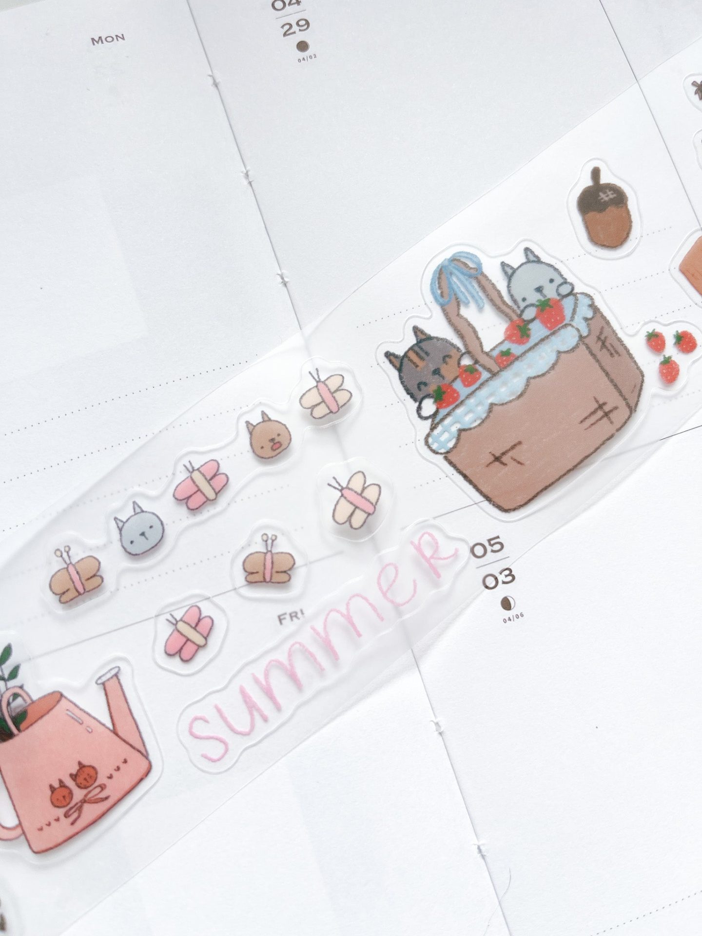 Kuboandlucy x Dana Ate Oatmeal Kiss-Cut PET Tape – All Four Seasons — gallery